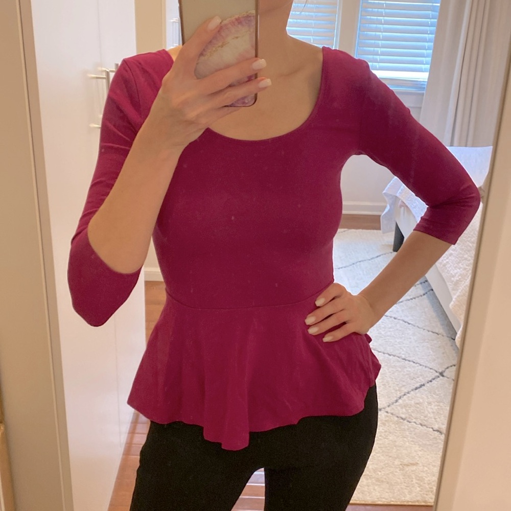 Express top, slightly off shoulder, size S. Fuchsia color. Mermaid bottom.